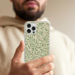 Photo 17: the willow-leaf case held in a hand